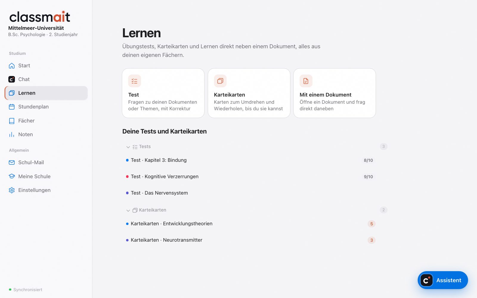 Der Bereich Lernen in classmait mit Tests und Karteikarten aus den Fächern des Schülers